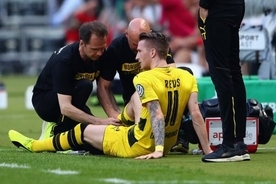 ロイスは彼女と大胆キス披露 ものすごく嬉しい 17年5月28日 エキサイトニュース