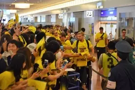 浦和と対戦のドルト 最新来日メンバー発表 ゲッツェやオーバメヤンも 17年7月13日 エキサイトニュース