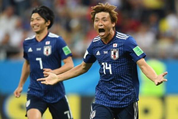 英 c がmomに乾貴士を選出 強烈ミドルで日本の2点目をマーク 18年7月3日 エキサイトニュース 英 c がmomに乾貴士を選出 強烈ミドルで日本の2点目をマーク 18年7月3日 エキサイトニュース