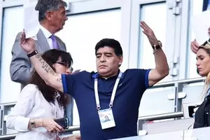 マラドーナさんの娘2人がアルゼンチン検察庁で聴取 携帯の履歴をチェックか 21年2月27日 エキサイトニュース マラドーナさんの娘2人がアルゼンチン検察庁で聴取 携帯の履歴をチェックか 21年2月27日 エキサイトニュース