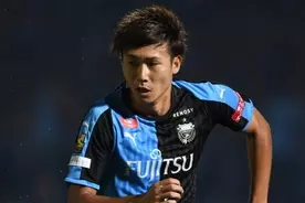川崎f Df車屋紳太郎が練習中にハムストリング肉離れ 18年10月19日 エキサイトニュース