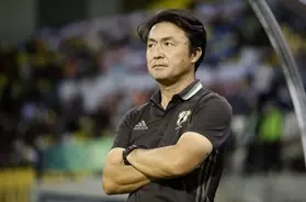 女性職員がハグに不快感 U 17女子w杯前に代表監督が衝撃辞任 選手たちも大変驚いて 2018年11月1日 エキサイトニュース