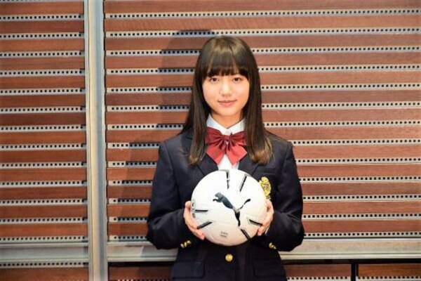 選手権マネージャー就任の清原果耶が意気込み 先輩 広瀬すずにも 報告したい 18年11月14日 エキサイトニュース