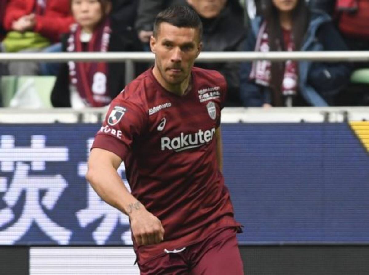 主将を退いたポドルスキが意味深ツイート 忠誠心を期待することはやめる 19年4月18日 エキサイトニュース