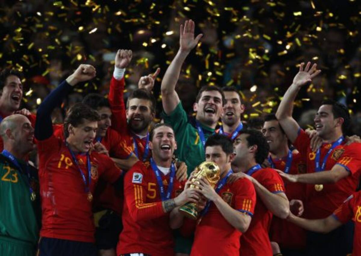 思い出が消えることはない 引退するビジャへ 盟友たちから届いた惜別のメッセージ 19年11月14日 エキサイトニュース