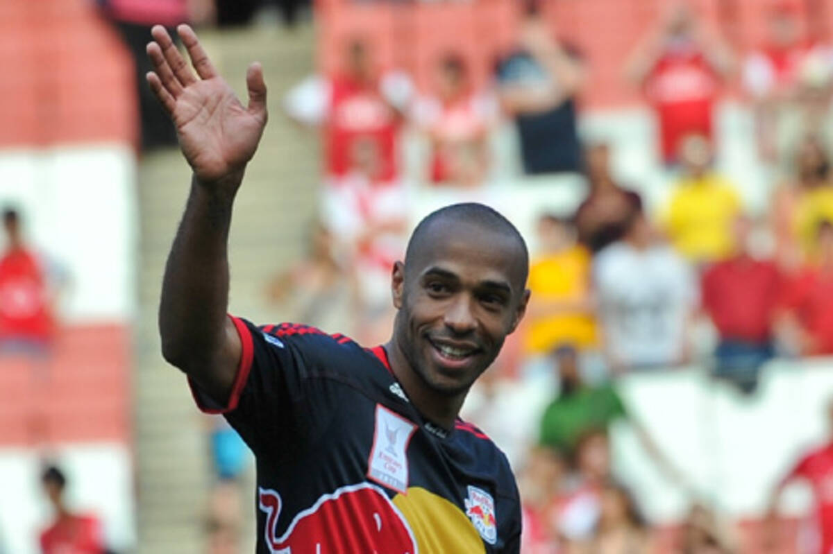 アーセナルがアンリの銅像を設立 冗談かと思った 言葉にならない 11年12月10日 エキサイトニュース