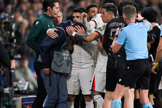 PSG戦で逆転目指すチェルシーに朗報！…ペドロ・ネトはボールボーイ突き飛ばしの一件で出場停止処分回避