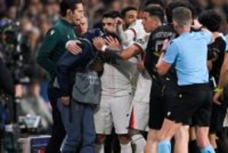 PSG戦で逆転目指すチェルシーに朗報！…ペドロ・ネトはボールボーイ突き飛ばしの一件で出場停止処分回避