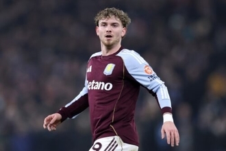 契約に縛られ不遇の日々…エリオットの買取義務をめぐりヴィラとリヴァプールが交渉へ？