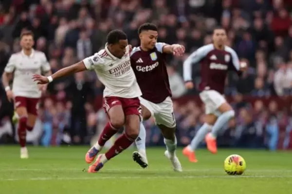 好調アストン・ヴィラが首位アーセナルを撃破！　ラストプレーのブエンディア弾でリーグ戦5連勝を達成