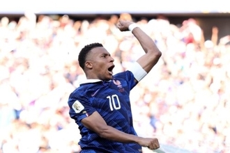 エンバペが今大会7点目！　フランスは4大会連続のW杯8強入り、パラグアイに苦戦も“エース”がPKで決勝弾