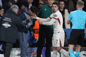 PSG戦でボールボーイ突き飛ばしたペドロ・ネト、UEFA懲戒手続き開始で出場停止処分の可能性…