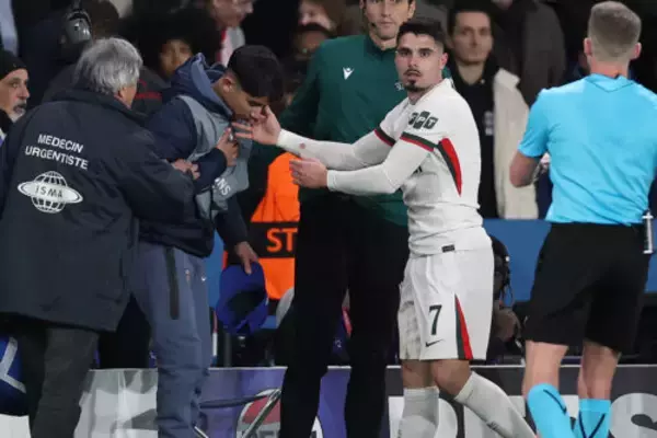 PSG戦でボールボーイ突き飛ばしたペドロ・ネト、UEFA懲戒手続き開始で出場停止処分の可能性…