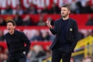 後半から“3バック”に変更…狙いは？　マンUキャリック暫定監督「試合をより確かなものにしたかった」