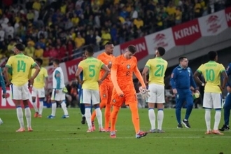 日本に逆転負けのブラジル、“宿敵”アルゼンチンのメディアが反応「決して忘れられない惨敗」