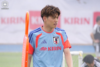 鎖骨骨折に見舞われた鈴木唯人がフル合流！　日本代表のシャドー争いを活性化へ「僕のようなタイプはいない」