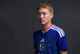 「「今はとにかく勝ちたい」「W杯はエゴを出す大会じゃない」堂安律が示す献身性、日本代表の10番が見せる変化と進化」の画像1