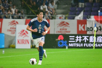 「努力し続けたことで今がある」大卒4年目の中野就斗がホーム広島で日本代表デビュー「この歓声を胸にもっと成長しないといけない」