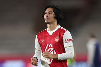 南野拓実が心境綴る「より強くなって戻ってきたいと思います」　自身のインスタでリハビリ中の様子を投稿