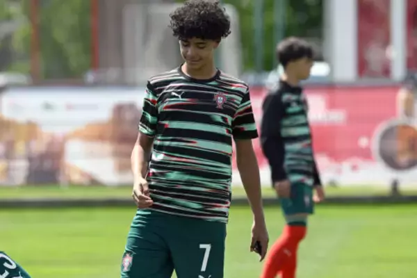 C・ロナウド息子が父の古巣レアル・マドリード下部組織の練習に参加！…U－16ポルトガル代表でもプレーする大型WG
