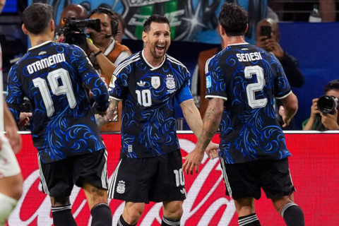 アルゼンチン、因縁のイングランド戦へゲン担ぎのユニ変更を要望…“神の手”ゴールなどW杯2勝はいずれも2ndユニ