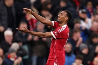 フラーフェンベルフがリヴァプールとの契約を2032年まで延長！　「クラブ、監督からの信頼を肌で感じた」