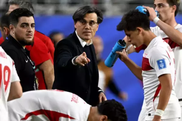 W杯GL敗退のトルコ代表、大会後のモンテッラ監督解任を検討か…