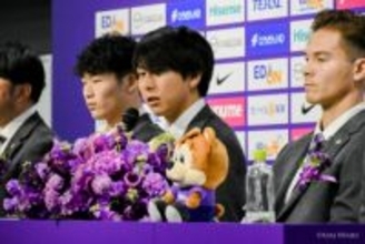 古巣帰還の松本泰志「広島のために自分の全てを懸けて頑張る」　栗原強化部長は異例復帰の舞台裏明かす