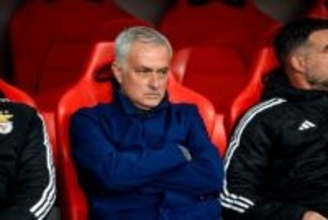 モウリーニョ監督とベンフィカサポーターが“緊張関係”に？…現状に不満募らせ面会要求か