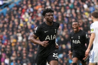 待望の初得点！　“ドリブル王”をプレミアのレジェンドが絶賛「最高の新加入選手」「真の脅威」