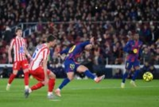 バルセロナ、逆転勝利でラ・リーガ5連勝！　D・オルモの決勝弾で“絶好調”アトレティコを撃破