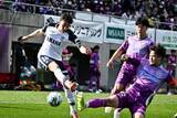 「宮崎が唯一の90分5連勝！　仙台＆高知はPK勝利で首位キープ…札幌、磐田、鳥栖は苦戦続く／J2・J3百年構想第5節」の画像1
