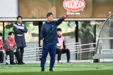 「「見えないプレッシャーが…」東京Vに苦戦も勝利で首位を守った鹿島、鬼木達監督は9年ぶりJ1制覇へ「自分たちで掴みに行く」」の画像1
