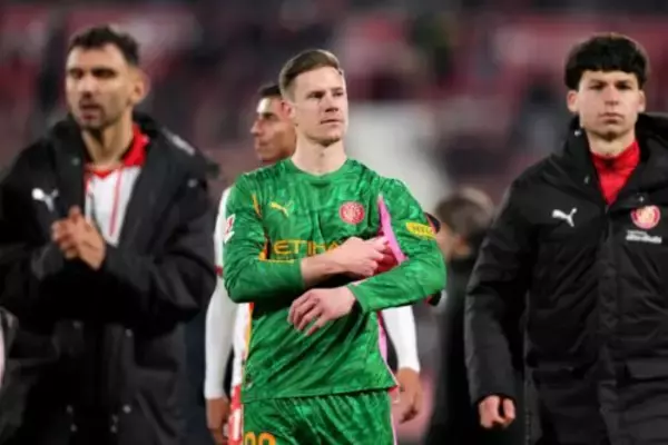 負傷離脱のテア・シュテーゲン、W杯出場へ暗雲も前を向く「必ず戻ってくる」