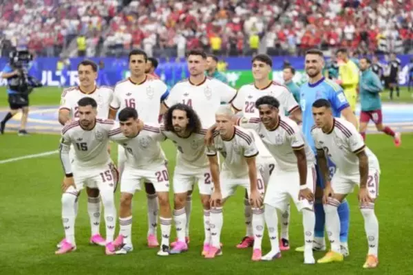 安定感際立つスペイン代表、過去最長に並ぶ35戦無敗に！…W杯6試合連続無失点は史上初の快挙