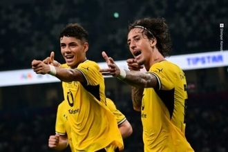 ドルトムント、F・シルヴァの豪快弾でFC東京を撃破！　日本ツアー2戦目を白星で飾る
