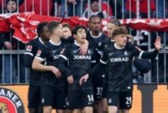 鈴木唯人、“絶対王者”バイエルン相手に先制ゴール！　ブンデスリーガ2戦連発を記録