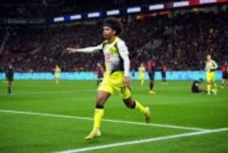 ドルトムント、レヴァークーゼンを下し3位に浮上！　アンセルミーノの先制弾にアデイェミが決勝弾