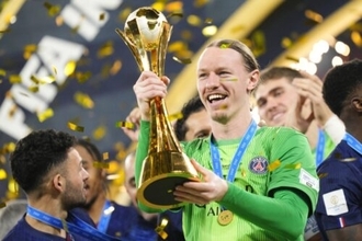 PK“4連続”ストップのサフォノフがPK戦中に左手骨折…PSG指揮官「アドレナリンのおかげで…」