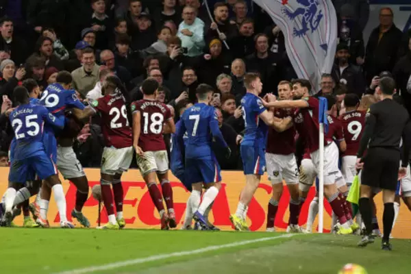 FAが“集団衝突”発生のチェルシーとウェストハムを処分…