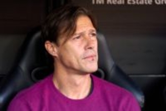 「あの裏切りは辛い」　セビージャ解任のアルメイダ元監督「前日に最後まで任せると言われていたんだ」