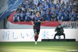 「「W杯に出場していたら、おそらくバレンシアの選手ではなかった」　現地紙が記した佐藤龍之介の“移籍秘話”」の画像1