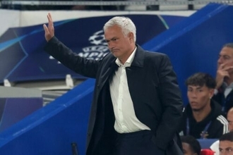 古巣凱旋でチェルシーファンから歓迎…モウリーニョ監督は感謝「歴史の一部」