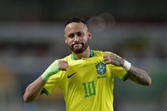 ブラジル代表がW杯背番号を発表！　ネイマールが10番、ヴィニシウスは7番を着用