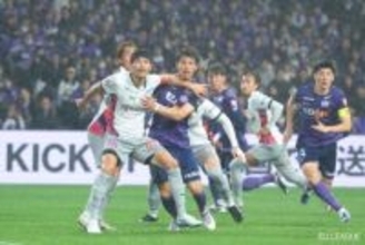 京都が“西の上位対決”を制す！　90＋3分にトレヴィザンが逆転弾…広島はガウル体制で初黒星