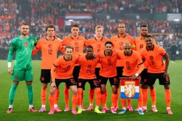 オランダ代表、ウズベキスタン代表との非公開マッチは1－2で敗戦…スタメン全員を入れ替え30分ハーフを実施