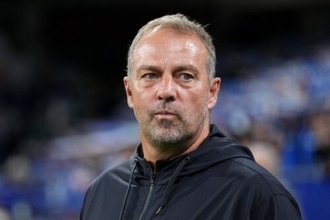 バルサのフリック監督、痛恨プレーで失点のJ・ガルシアを擁護「確かにミスだ。ただ、重要なのは…」