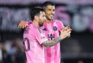 インテル・マイアミがルイス・スアレスとの契約延長を発表！…来季も“盟友”メッシと共闘へ