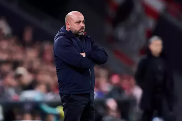 12月の月間最優秀監督は“バス運転手”からラ・リーガに上り詰めた46歳！　26年ぶりの5連勝でフリック監督らを抑える