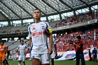 新潟がDF早川史哉との契約更新を発表「共に戦い続けられることを心から嬉しく思います」